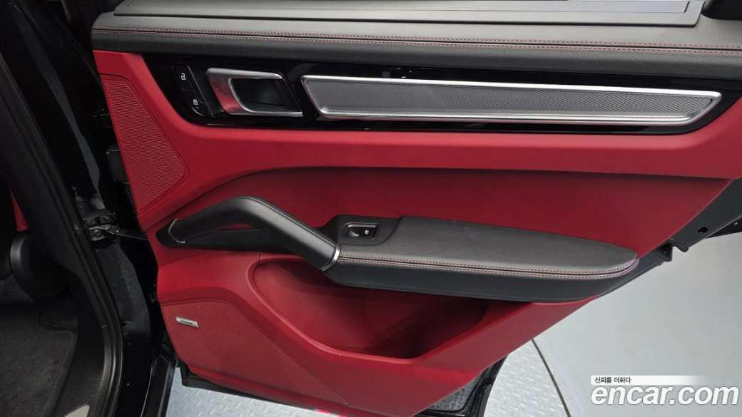 Porsche Cayenne 3.0 COUPE PLATINUM EDITION, 2023