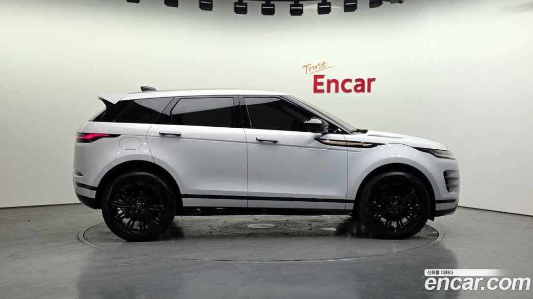 Land Rover Range Rover Evoque P250 Dynamic SE, 2025