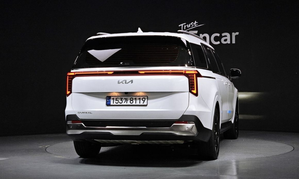 Kia Carnival 7-Seater Noblesse, 2025