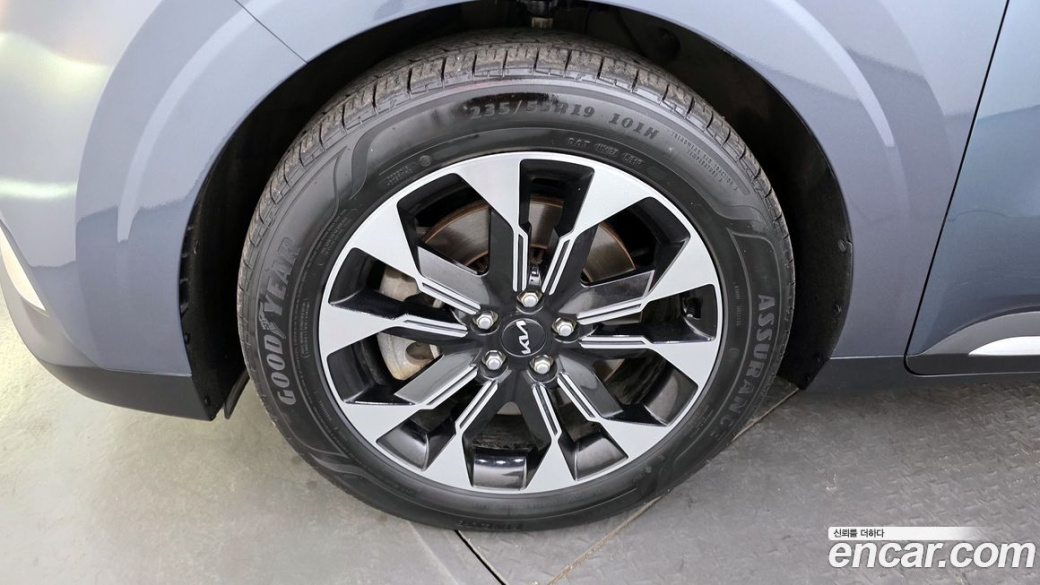 Kia Carnival 7-Seater Noblesse, 2023