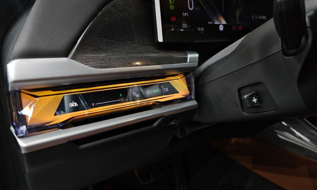 BMW 7-Series 740i sDrive M Sport, 2024