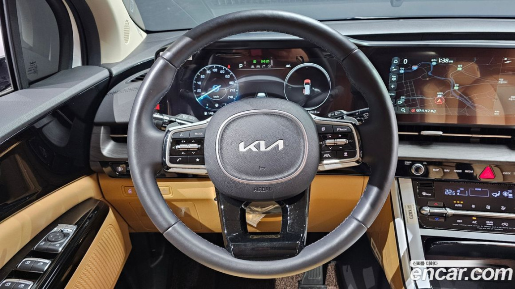 Kia Carnival 9-Seater Noblesse, 2023