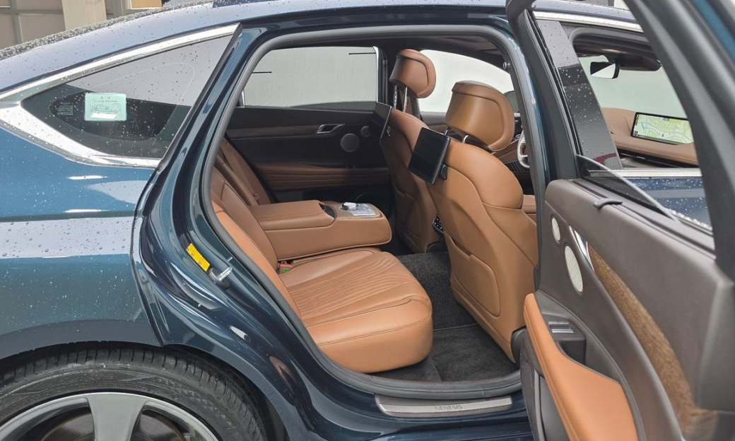 Genesis G80 Gasoline 2.5 Turbo AWD, 2023