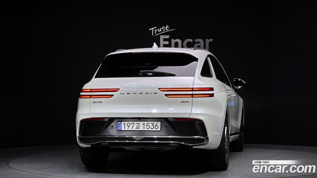 Genesis GV70 2.5T Gasoline AWD, 2025