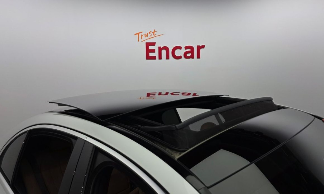 Mercedes-Benz E-Class E200 Avantgarde, 2025