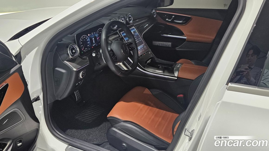 Mercedes-Benz C-Class C300 4MATIC AMG Line, 2023