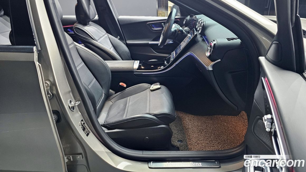 Mercedes-Benz C-Class C200 4MATIC Avantgarde, 2022
