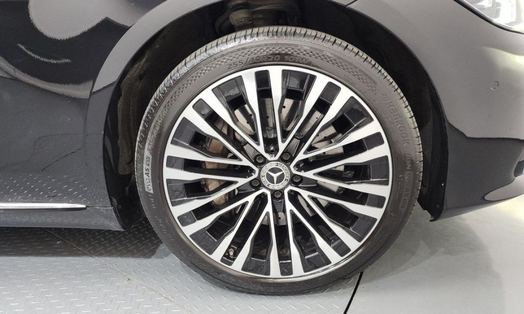 Mercedes-Benz S-Class S450L 4MATIC, 2023