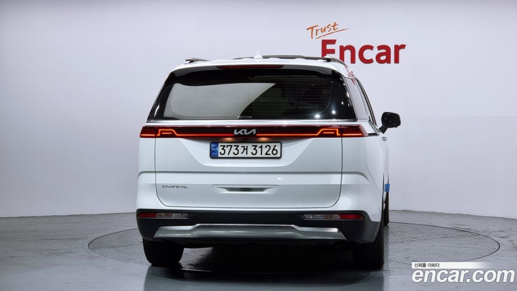 Kia Carnival 7-Seater Signature, 2023