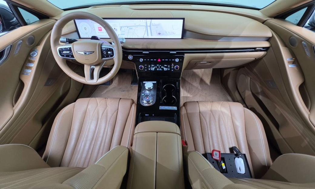 Genesis G80 Gasoline 2.5 Turbo AWD, 2025