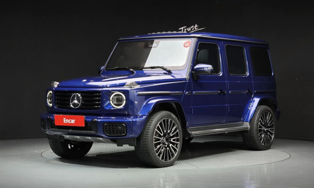 Mercedes-Benz G-Class G450d, 2025