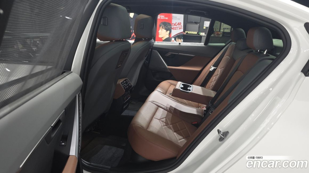 BMW 5-Series 530i xDrive M Sport, 2024