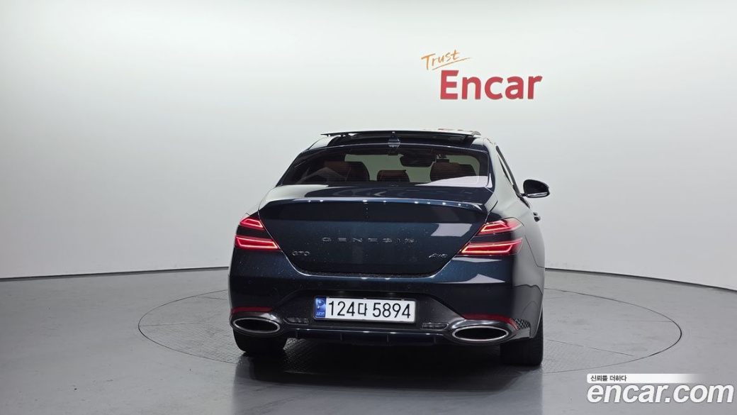 Genesis G70 Gasoline 2.0T 4WD, 2023