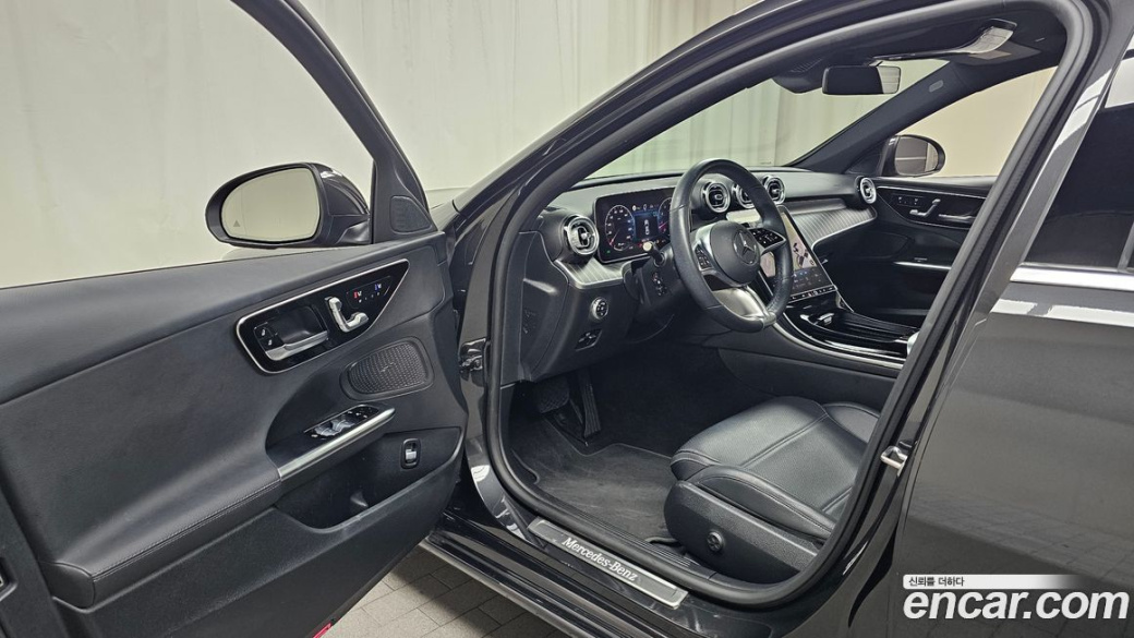Mercedes-Benz C-Class C200 4MATIC Avantgarde, 2022