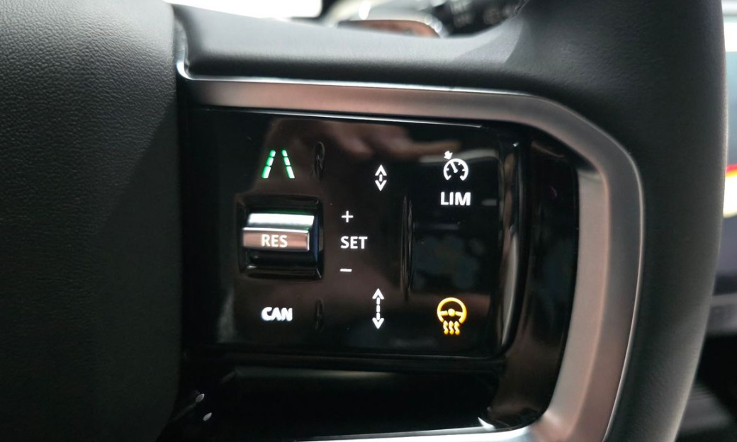Land Rover Discovery Sport P250 Dynamic SE, 2025