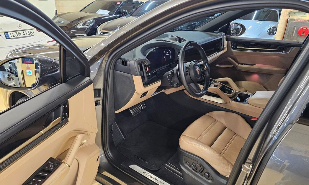 Porsche Cayenne 3.0 Coupe, 2024