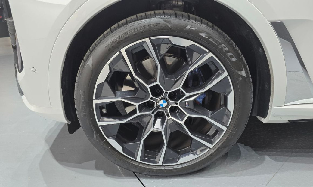 BMW X7 xDrive 40i M Sport 6STR, 2025