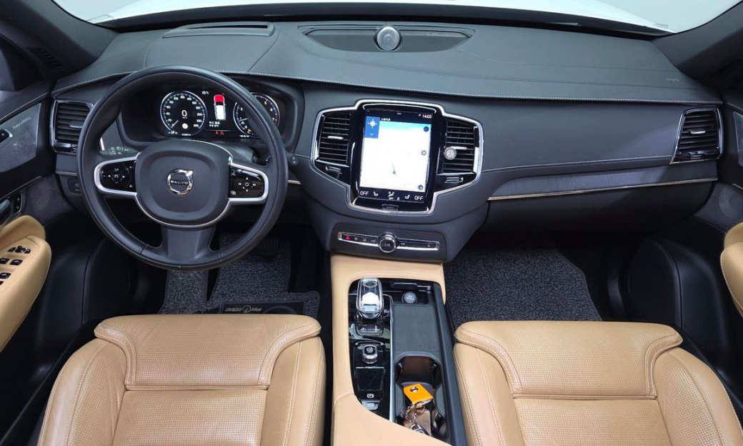 Volvo XC90 B6 Inscription, 2022