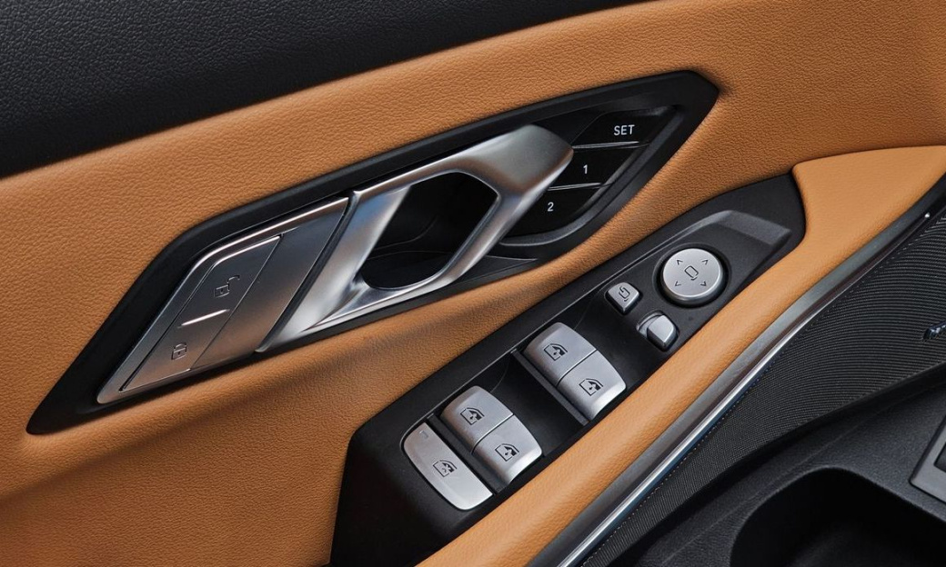 BMW 3-Series 320i M Sport, 2025