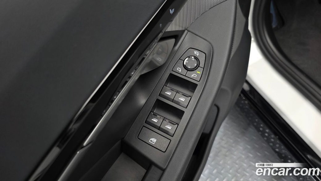 BMW 5-Series 520i M Sport, 2024