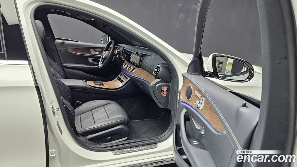 Mercedes-Benz E-Class E250 Exclusive, 2022
