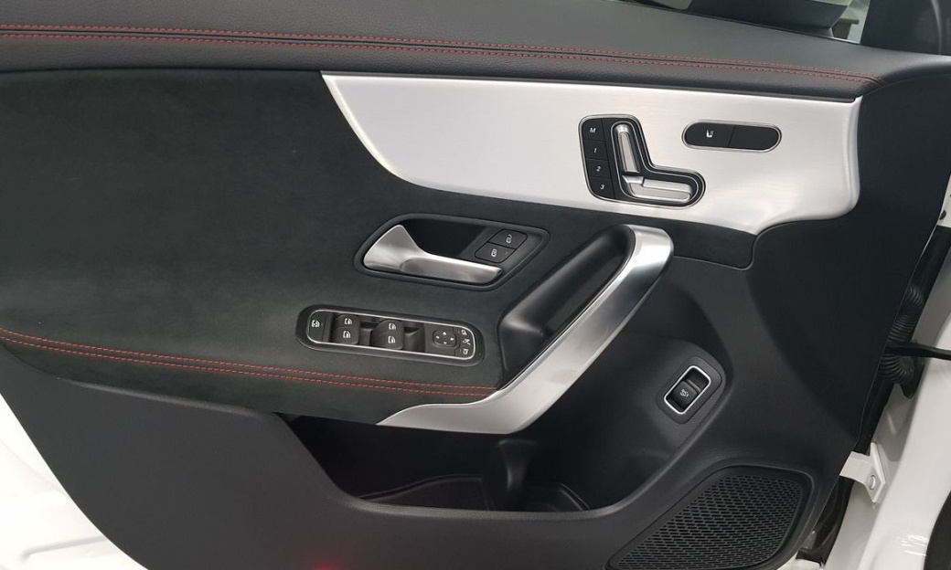 Mercedes-Benz CLA-Class CLA250 4MATIC, 2023