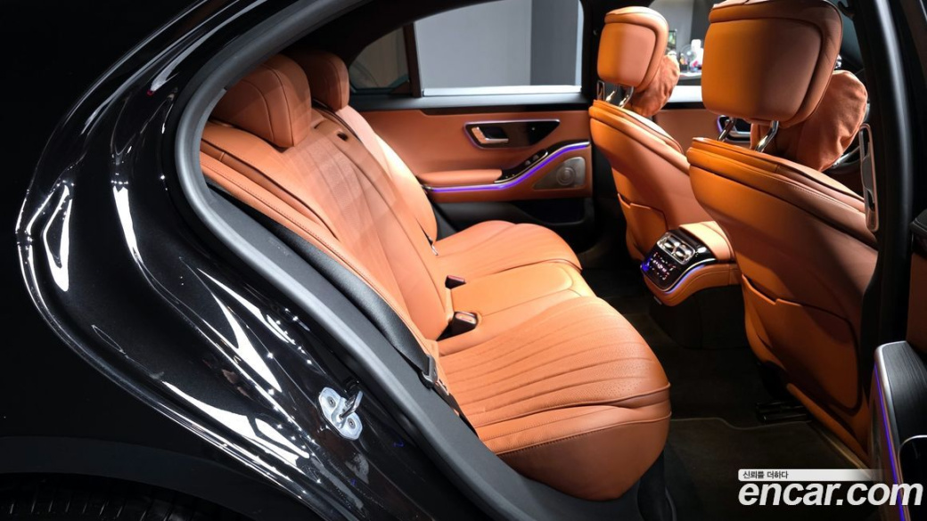 Mercedes-Benz S-Class S350 d 4MATIC, 2025