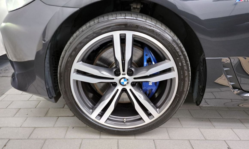 BMW Gran Turismo 640i xDrive M Sport, 2022