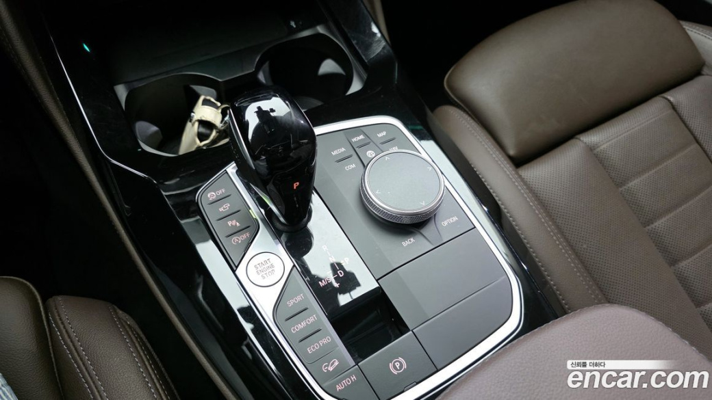 BMW X4 xDrive20i xLine, 2025