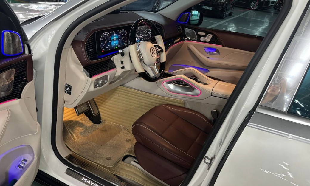 Mercedes-Benz GLS-Class Maybach GLS600 4MATIC, 2023