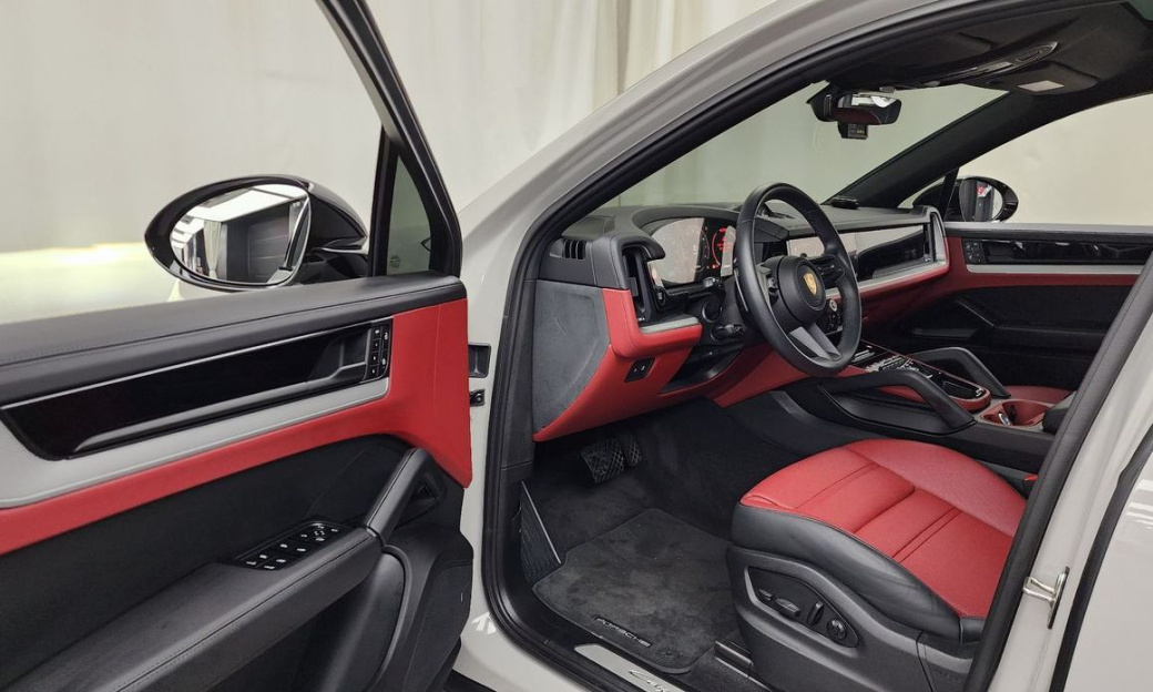 Porsche Cayenne 3.0 Coupe, 2024