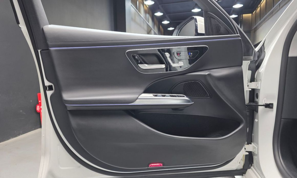 Mercedes-Benz E-Class E200 Avantgarde, 2024
