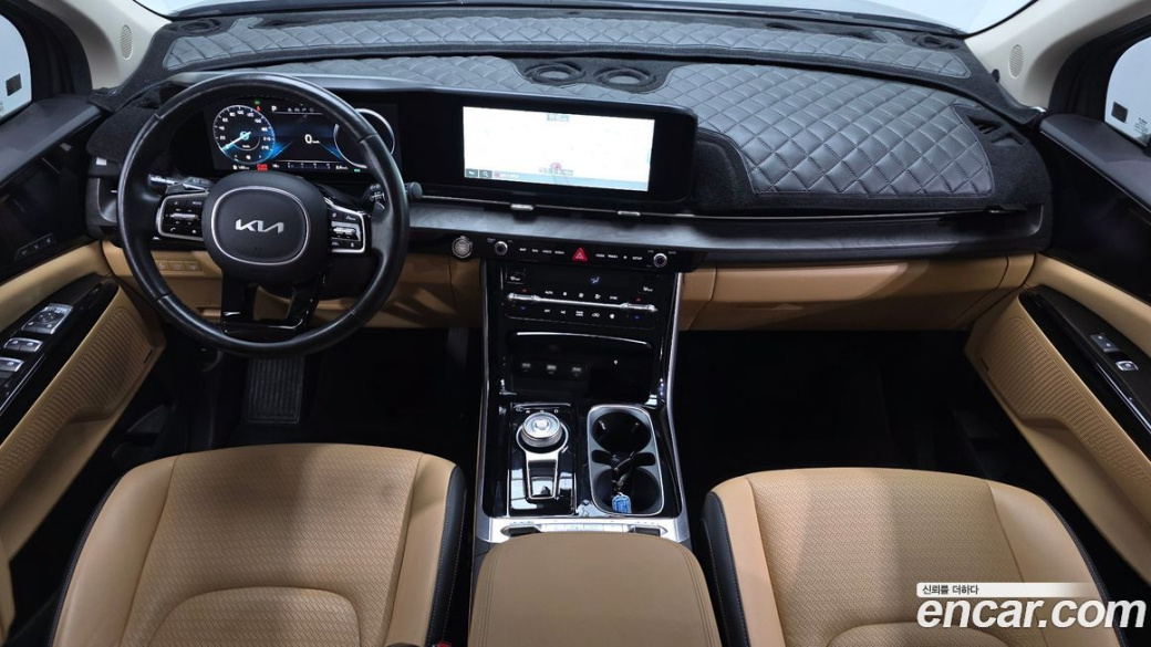 Kia Carnival 9-Seater Signature, 2022