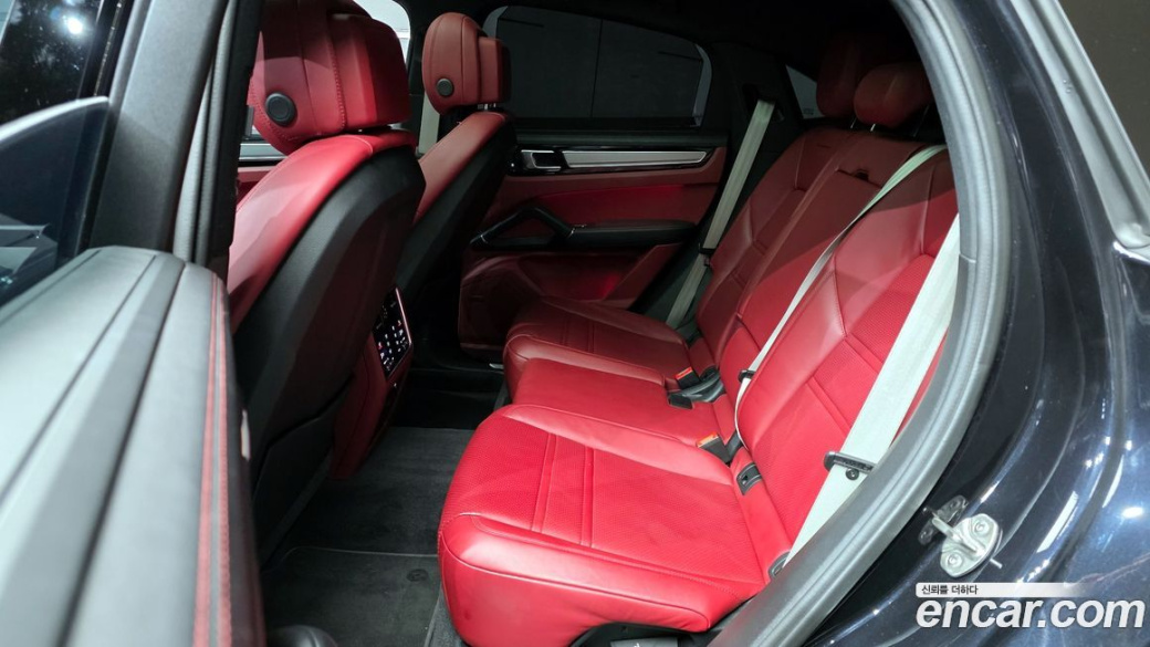 Porsche Cayenne 3.0 COUPE PLATINUM EDITION, 2022