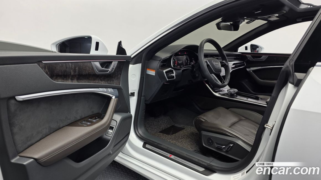 Audi A7 55 TFSI Quattro Premium, 2021