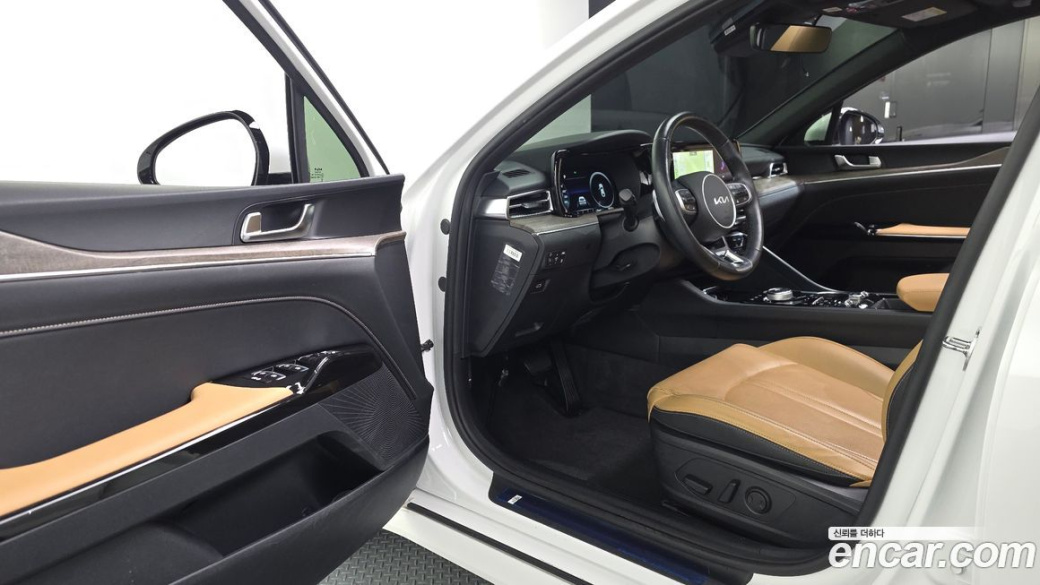 Kia K5 2.0, 2023