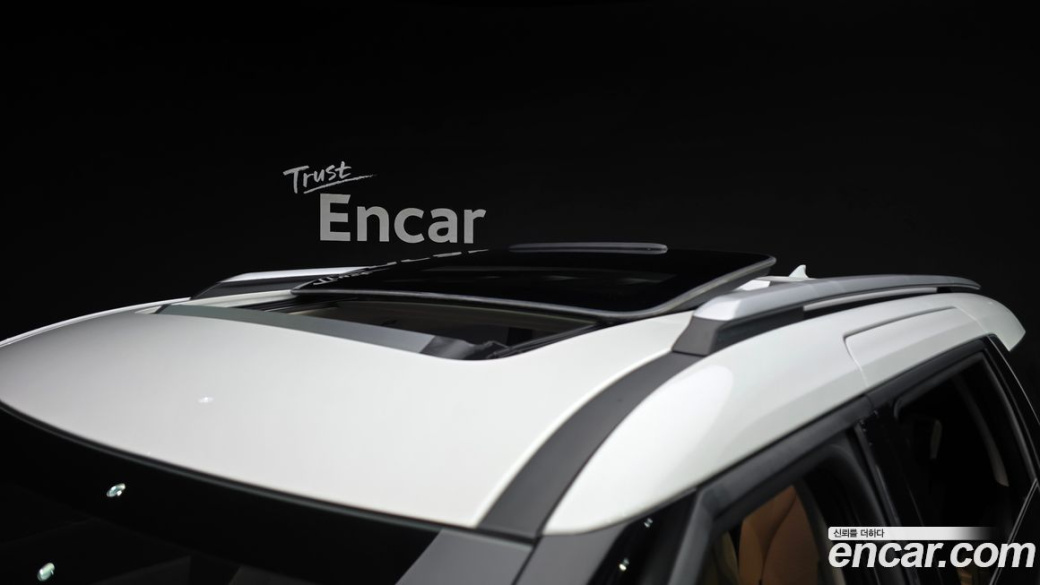 Kia Carnival 7-Seater Signature, 2022