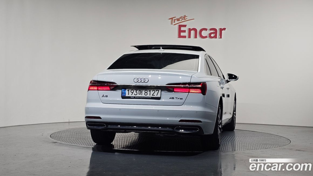 Audi A6 45 TFSI, 2023
