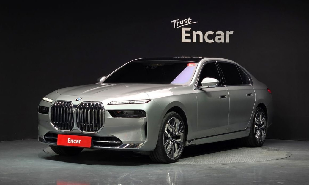 BMW 7-Series 740d xDrive Design Pure Excellence, 2024