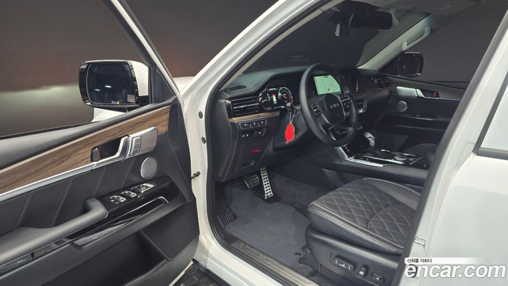 Kia Mohave Diesel 3.0 4WD 6-Seater, 2024