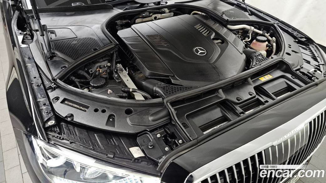 Mercedes-Benz S-Class Maybach S580 4MATIC, 2022