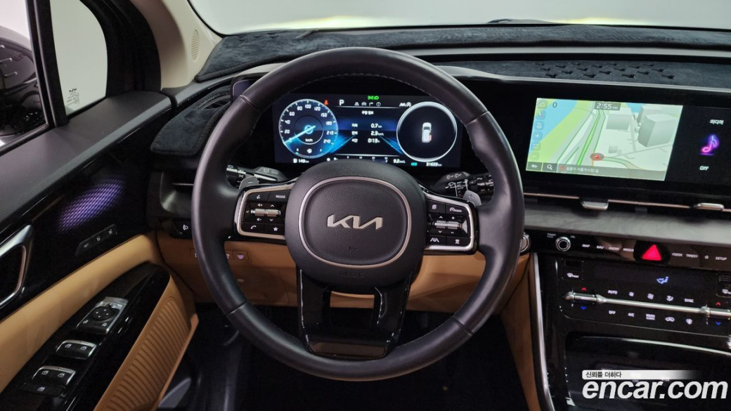 Kia Carnival 9-Seater Signature, 2023