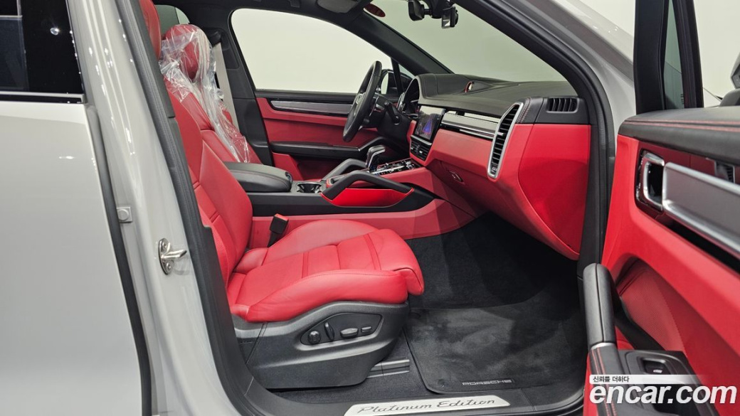 Porsche Cayenne 3.0 PLATINUM EDITION, 2023