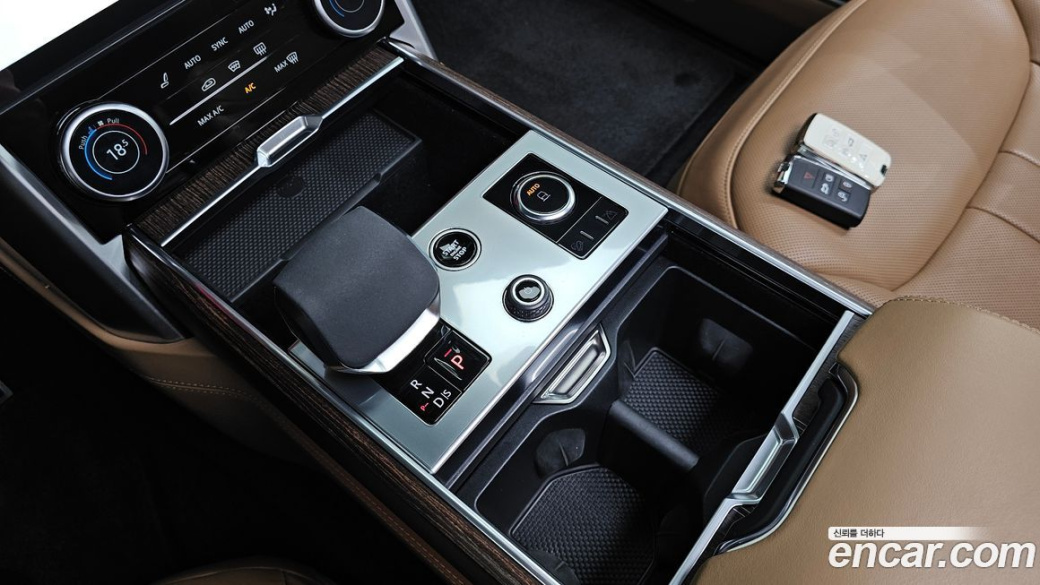 Land Rover Range Rover P530 Autobiography Long Wheel Base, 2023