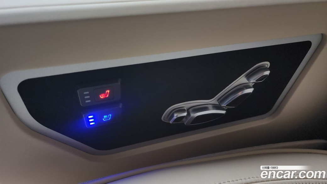 Hyundai Staria 2WD Limousine (Special Vehicle), 2022