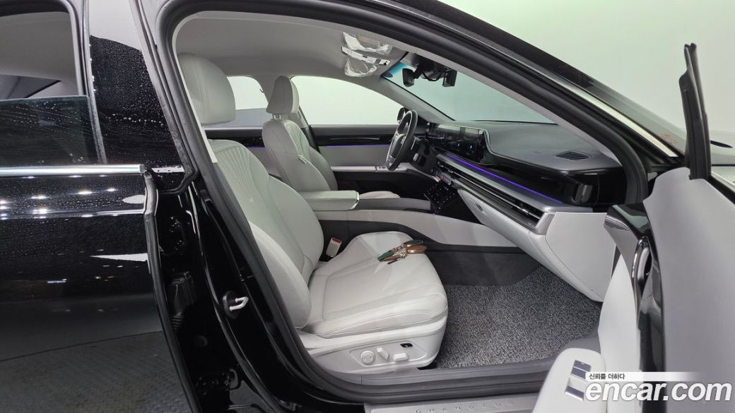 Hyundai Grandeur 2,5 Gasoline 2WD, 2023