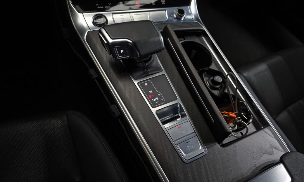 Audi A6 40 TDI Quattro Premium, 2021
