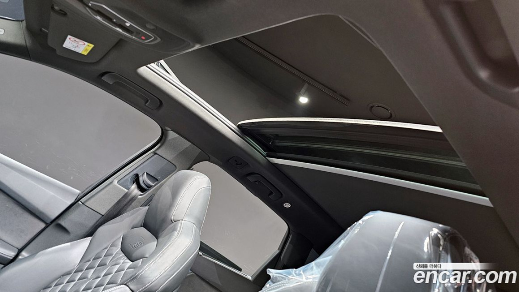 Audi Q7 55 TFSI Quattro Premium, 2023