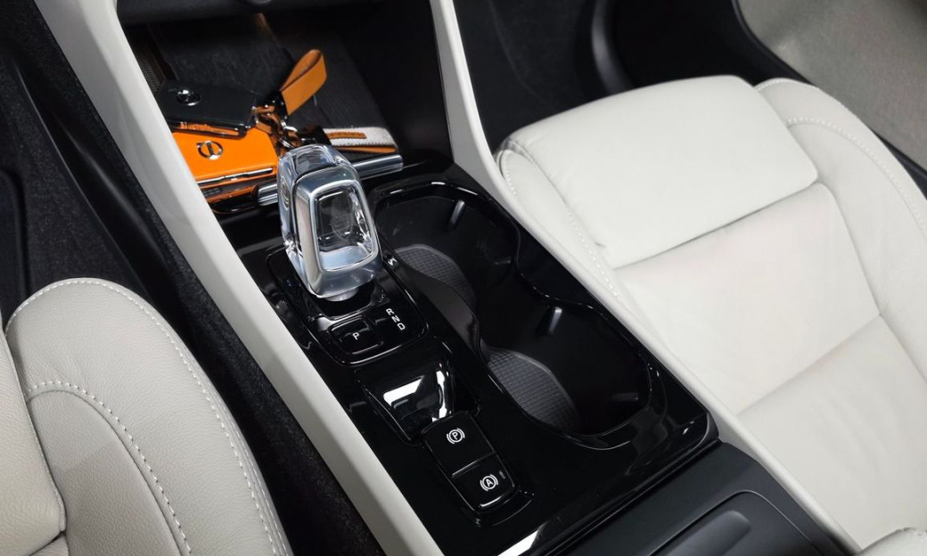 Volvo XC40 B4 Ultimate Bright, 2023