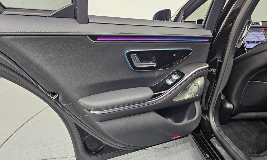 Mercedes-Benz S-Class S450 d 4MATIC, 2024